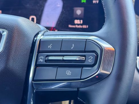 Used 2025 GMC Canyon Elevation w/ Convenience Package AWD/4WD image 20
