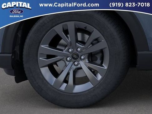 New 2026 Ford Explorer Active w/ Active Comfort Package AWD/4WD image 19