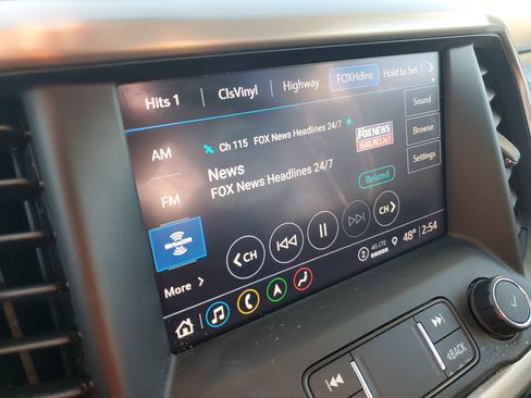 Used 2021 GMC Acadia Denali w/ Denali Technology Package image 21