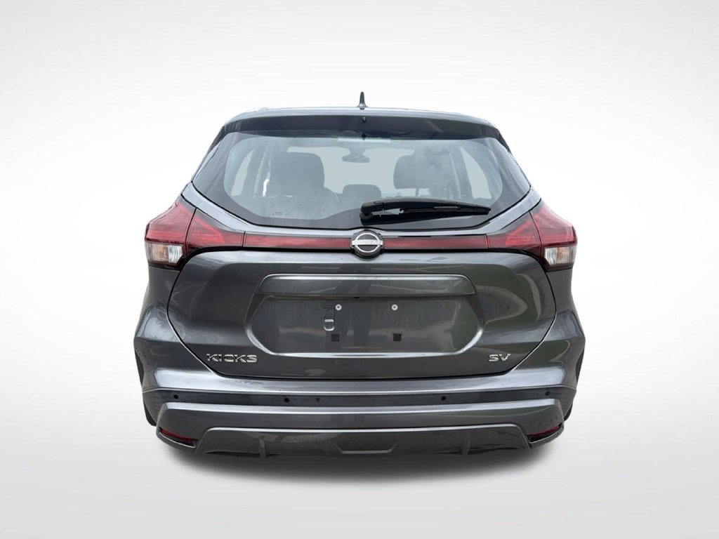 Used 2023 Nissan Kicks SV FWD image 5