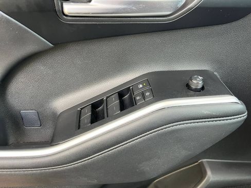Used 2025 Toyota Highlander XSE AWD/4WD image 15