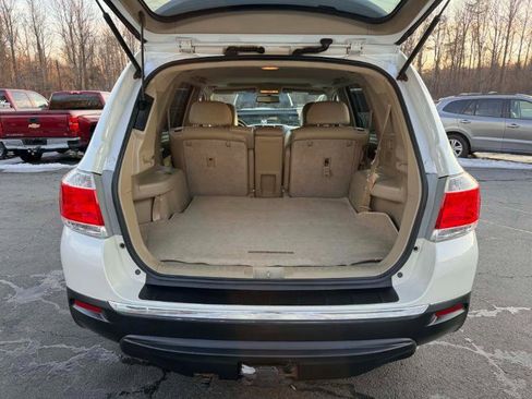 Used 2013 Toyota Highlander Limited image 24