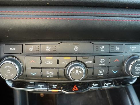Certified 2024 Dodge Durango R/T AWD/4WD image 8
