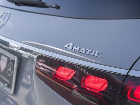 New 2026 Mercedes-Benz GLS 580 4MATIC image 8