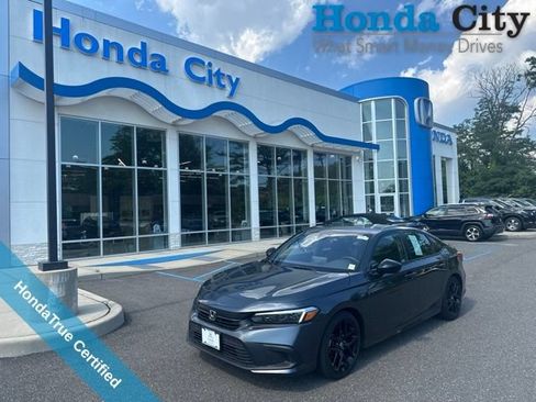 Used 2023 Honda Civic Sport image 1