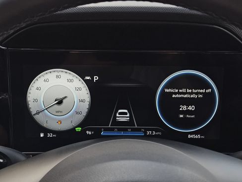 Used 2023 Hyundai Elantra Limited FWD image 12