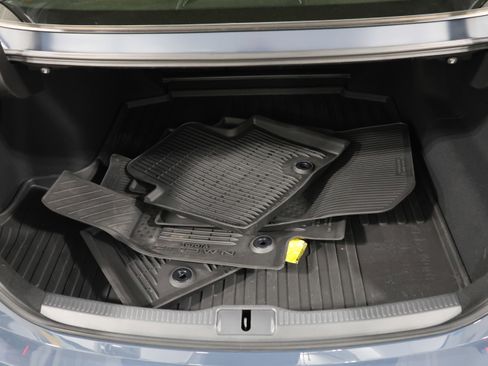 Used 2025 Toyota Crown XLE image 36