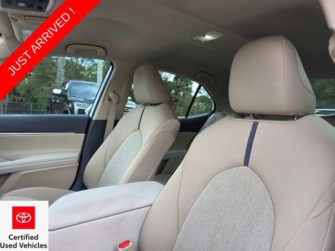 Used 2023 Toyota Camry LE image 23