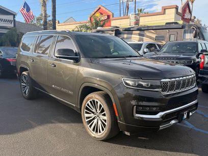 Used 2022 Jeep Grand Wagoneer Series III w/ Rear Seat Video Group 1