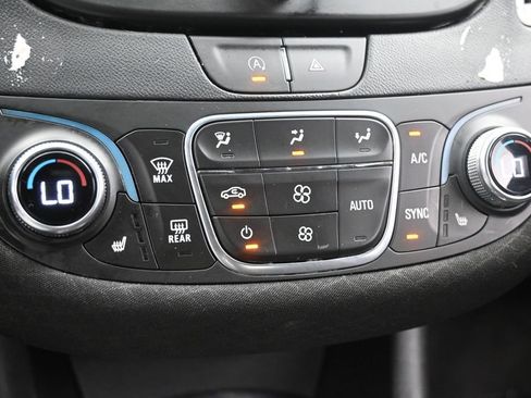 Used 2024 Chevrolet Malibu LT FWD image 19