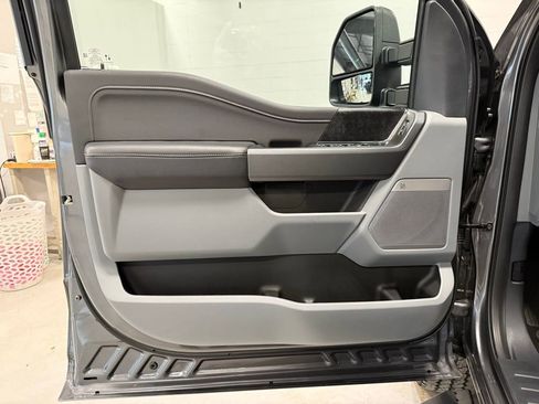 New 2026 Ford F250 XLT w/ XLT Premium Package AWD/4WD image 18