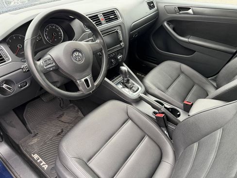 Used 2012 Volkswagen Jetta SE FWD image 10