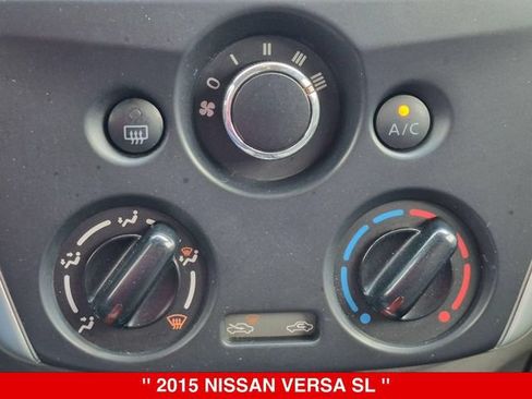 Used 2015 Nissan Versa FWD image 23