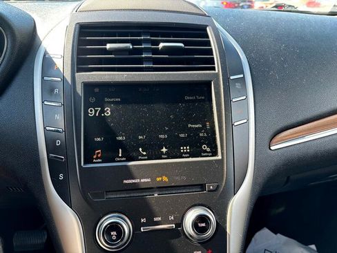 Used 2017 Lincoln MKC Reserve image 15