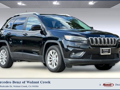 Used 2019 Jeep Cherokee Latitude w/ Popular Appearance Group