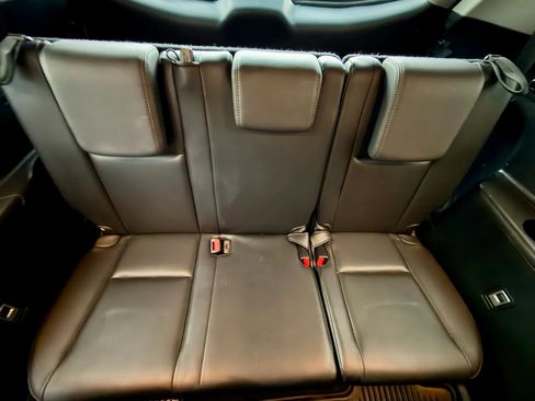 Used 2015 Toyota Highlander XLE AWD/4WD image 10