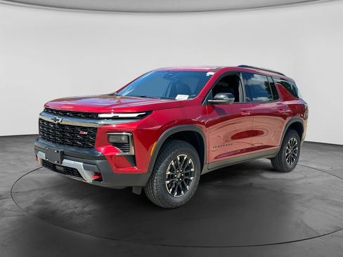 New 2026 Chevrolet Traverse Z71 w/ Enhanced Driving Package AWD/4WD image 3
