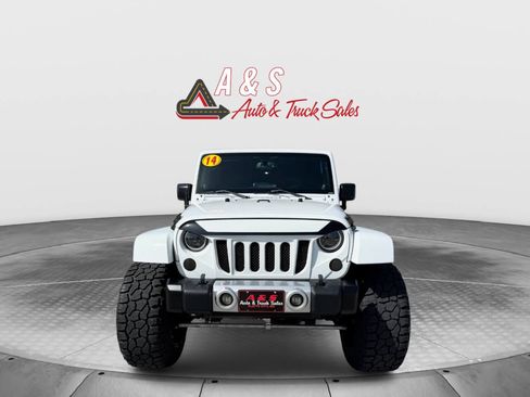 Used 2014 Jeep Wrangler Unlimited Sport w/ Quick Order Package 24S AWD/4WD image 2