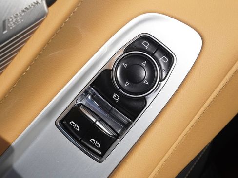 Used 2020 Chevrolet Corvette Stingray Preferred Cpe w/ 2LT Preferred Equipment Group RWD image 13