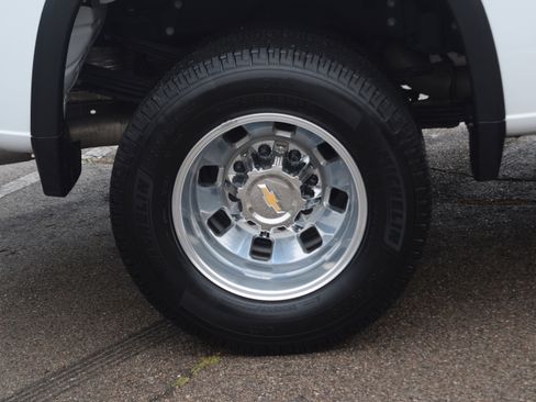 Used 2025 Chevrolet Silverado 3500 LTZ image 29