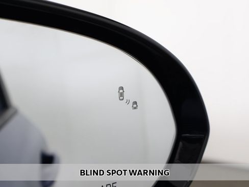 Used 2022 Kia Niro Touring Special Edition image 7