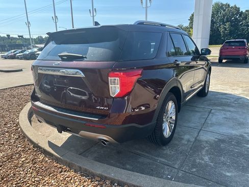 Used 2022 Ford Explorer Limited w/ Equipment Group 301A AWD/4WD image 5