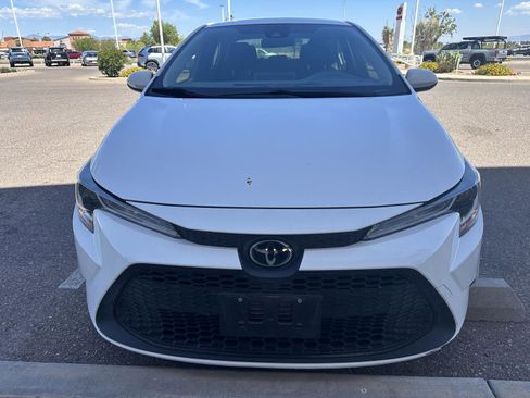 Used 2020 Toyota Corolla LE w/ Carpet Mat Package (TMS) image 12