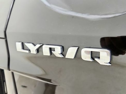 Used 2024 Cadillac Lyriq Tech AWD/4WD image 33