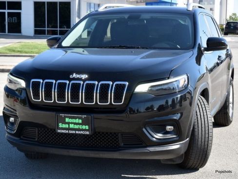 Used 2019 Jeep Cherokee Latitude w/ Popular Appearance Group image 1