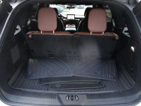 Used 2023 Lincoln Aviator Grand Touring w/ Equipment Group 301A image 4