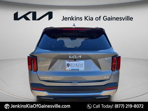 New 2026 Kia Sorento EX w/ EX Premium Package FWD image 6