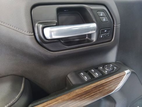 Used 2021 Chevrolet Silverado 1500 High Country w/ Safety Package II image 33