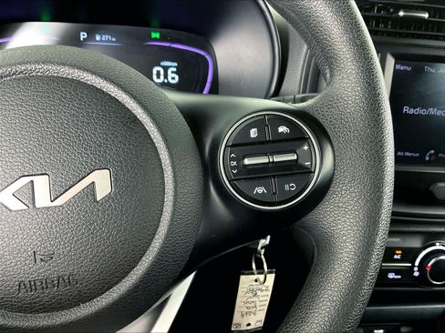 Used 2024 Kia Soul LX w/ Option Group 015 FWD image 11