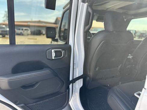 New 2025 Jeep Wrangler Sahara image 9