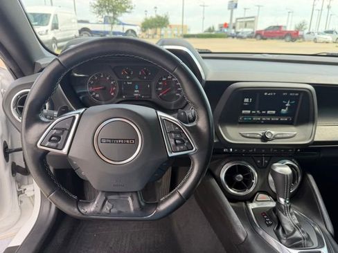 Used 2018 Chevrolet Camaro LT RWD image 12