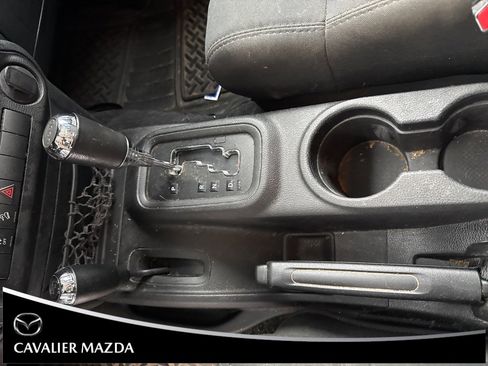 Used 2012 Jeep Wrangler Unlimited Sport w/ Connectivity Group image 9