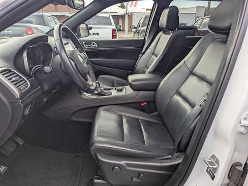 Certified 2022 Jeep Grand Cherokee Limited w/ Tech Group image 10