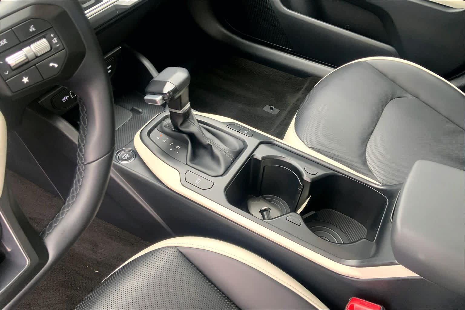 Certified 2025 Kia K4 GT-Line w/ GT-Line Premium Package FWD image 16