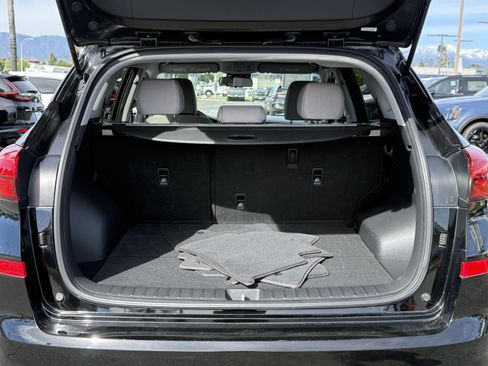 Used 2019 Hyundai Tucson SE image 10