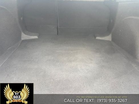 Used 2024 Toyota Corolla LE FWD image 7