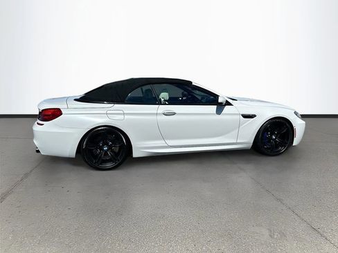 Used 2018 BMW M6 Convertible RWD image 26