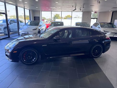Used 2013 Porsche Panamera GTS image 6