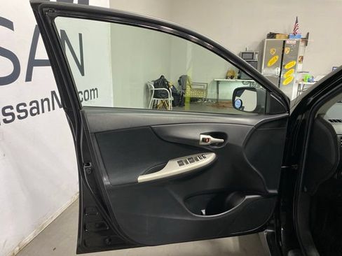 Used 2012 Toyota Corolla S FWD image 9
