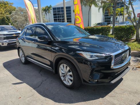 Used 2019 INFINITI QX50 Essential w/ Proassist Package image 2