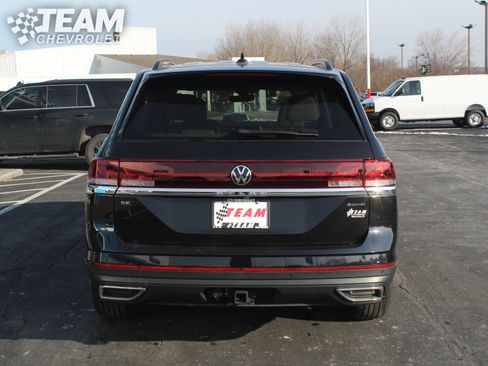 Used 2024 Volkswagen Atlas SE image 5