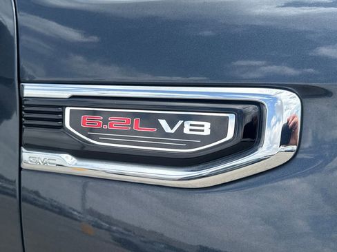 Used 2022 GMC Sierra 1500 Denali w/ Denali Premium Package AWD/4WD image 14