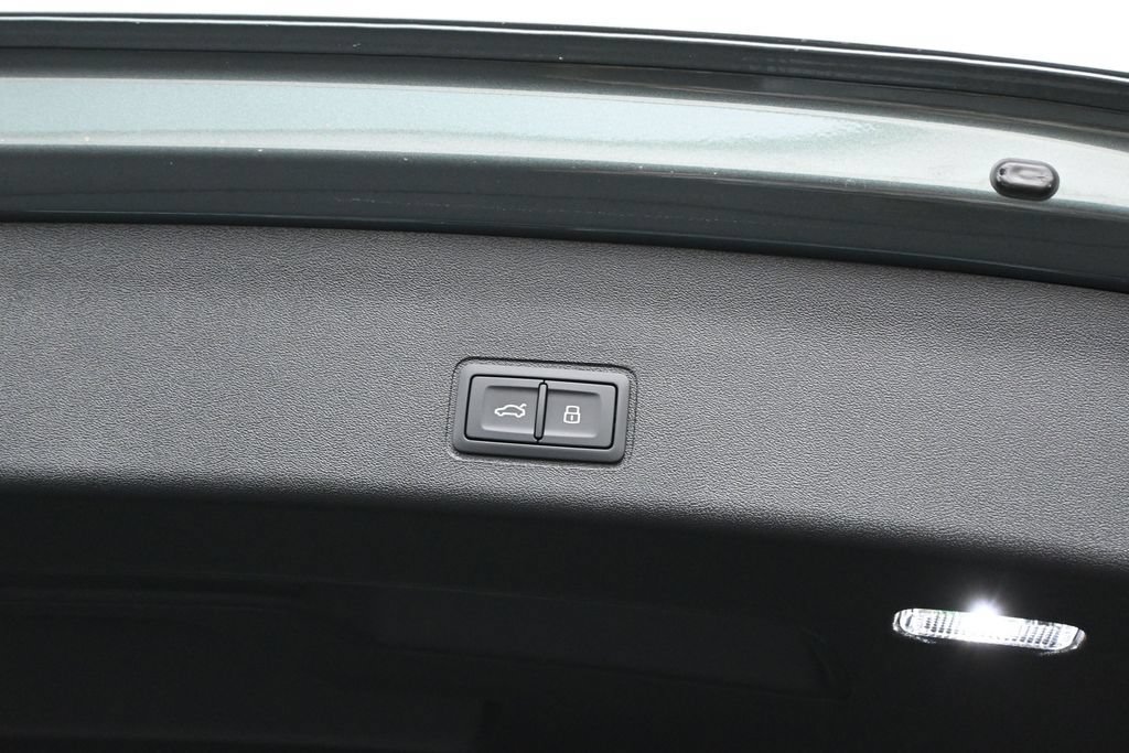 New 2026 Audi Q3 quattro 2.0T AWD/4WD image 21