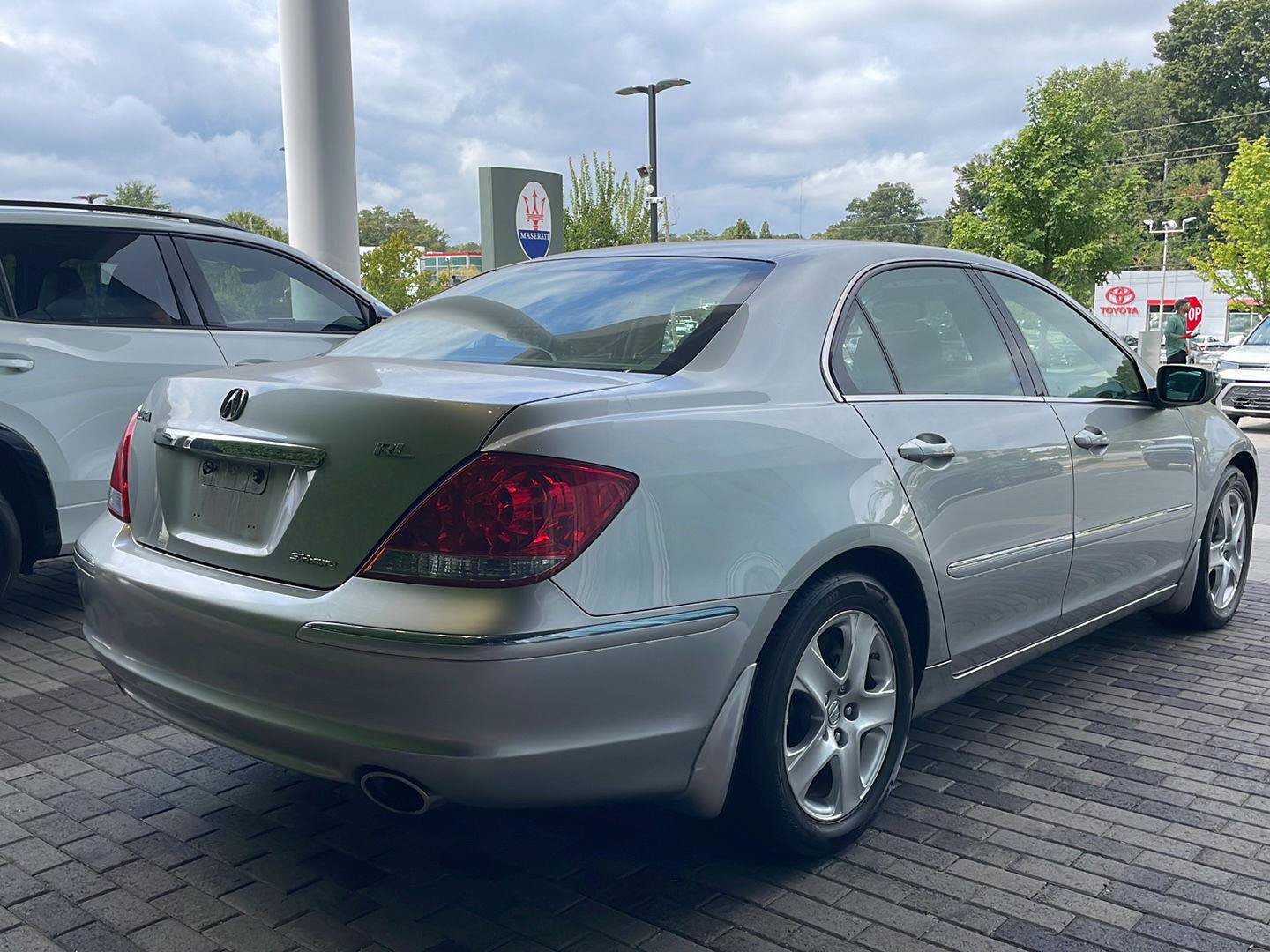 Used 2007 Acura RL w/ Technology Package AWD/4WD image 15