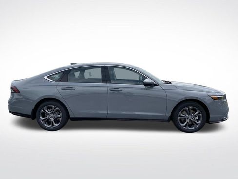 New 2026 Honda Accord EX-L image 2