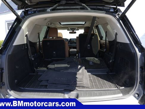 Used 2022 Nissan Pathfinder Platinum w/ Cargo Package AWD/4WD image 14